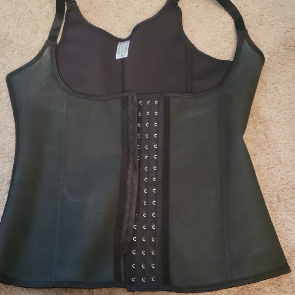Waist trainer
